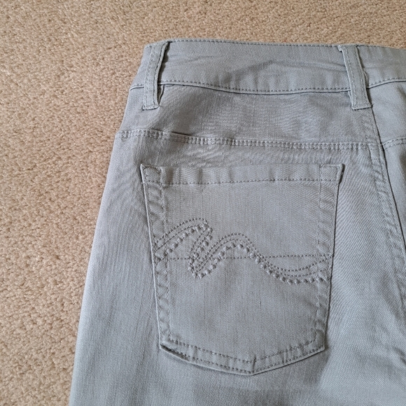 Santana Jeans Cropped Denim Grey Jean Capri Size 8 Straight Leg - Picture 10 of 11